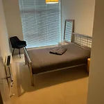 Contemporary 1-Bed Apartment In The Bakery, Ormeau Road