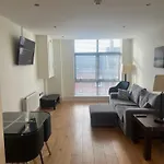 Contemporary 1-Bed Apartment In The Bakery, Ormeau Road