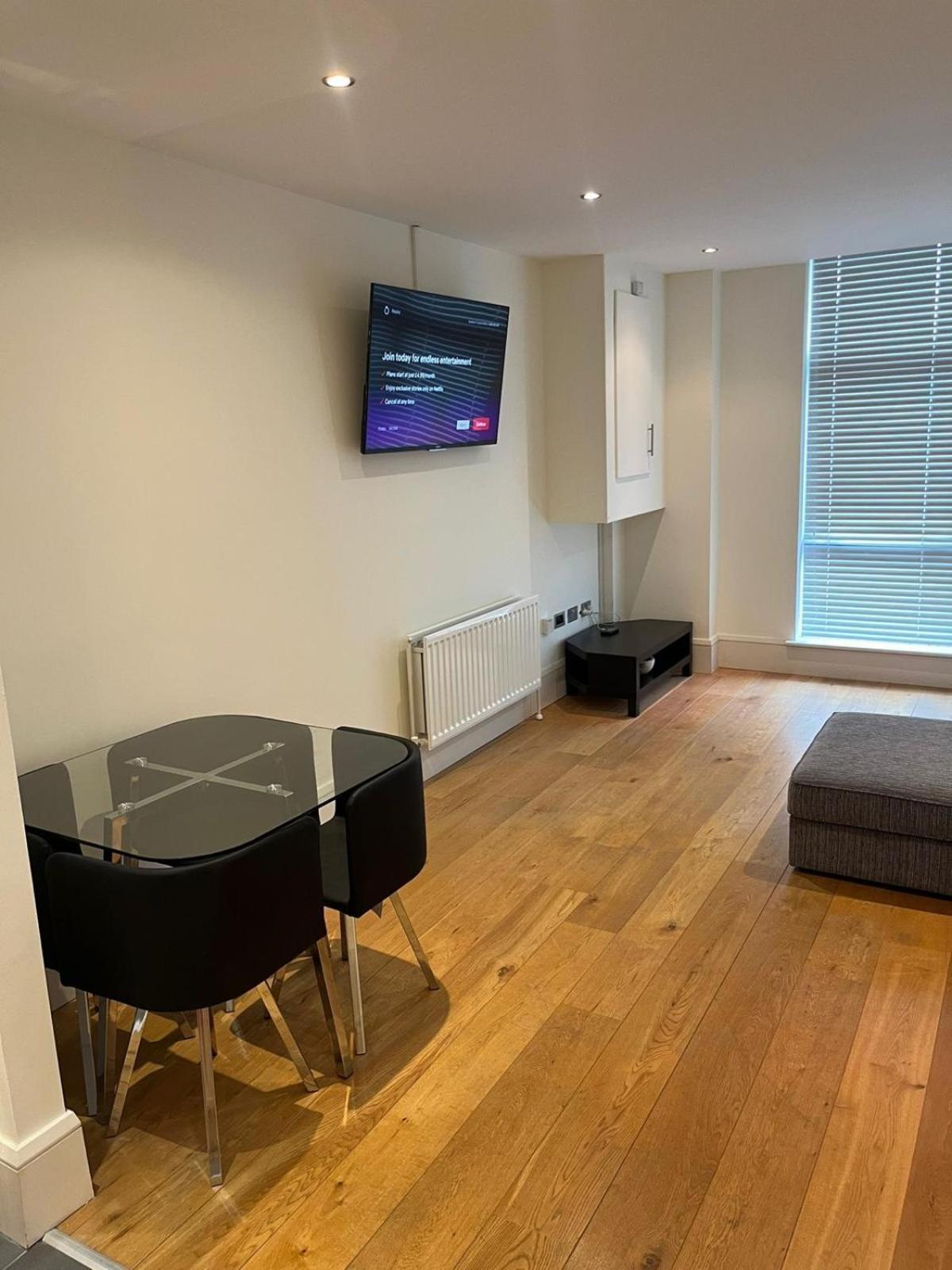 Apartment Contemporary 1-bed In The Bakery, Ormeau Road *