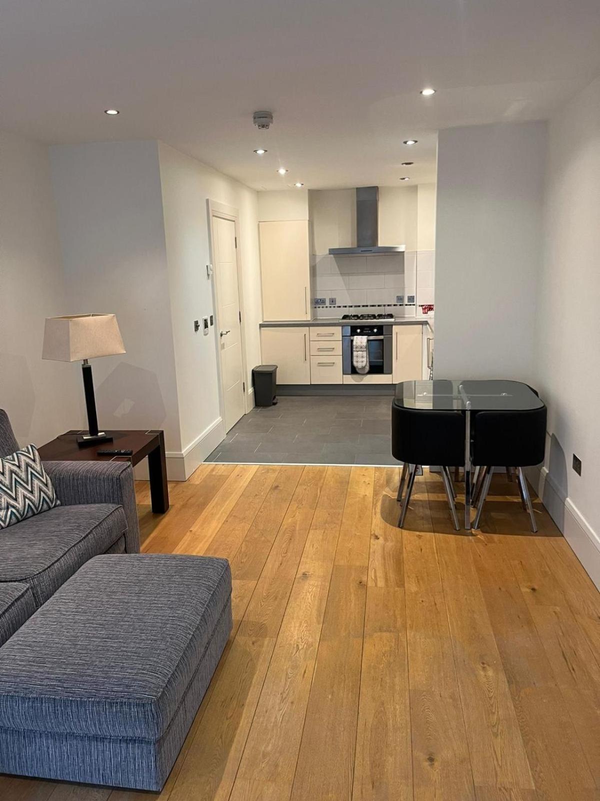 Contemporary 1-bed In The Bakery, Ormeau Road